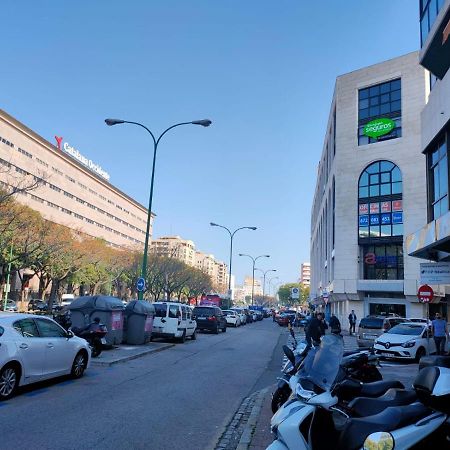 Ferienwohnung Corazon De Nervion, Excelente Ubicacion, Opcion Parking Sevilla Exterior foto